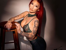 EvelinaAndVioleta Live Chat on BongaCams
