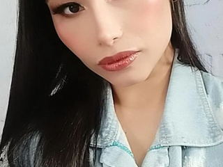SENSUAL LIPS 💋