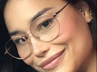 GIRL WITH GLASSES 🤓