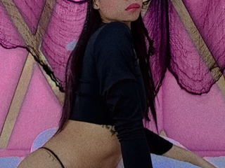 🌺 Painted Serenade