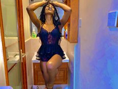 chocopetite Live Webcam on BongaCams