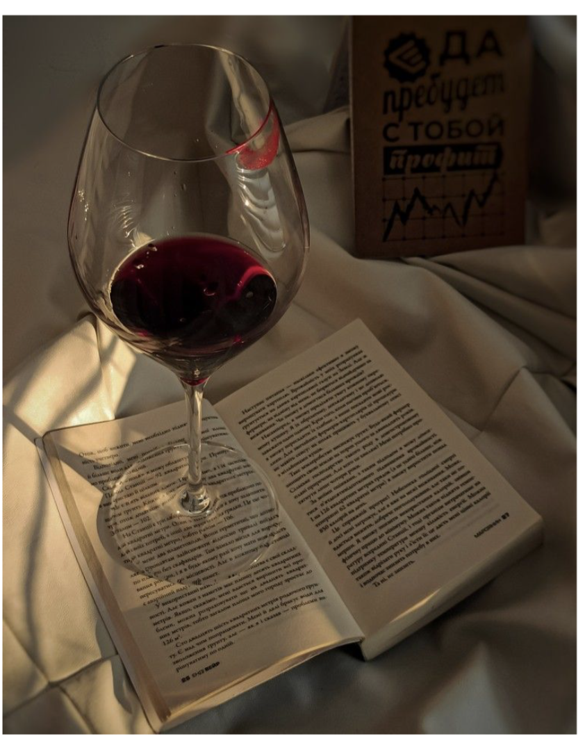 Koketka أحب شرب النبيذ الأحمر على ساحل البحر الأسود مع صديقي S. image: 2