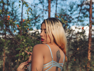 sexy marianne in the forest