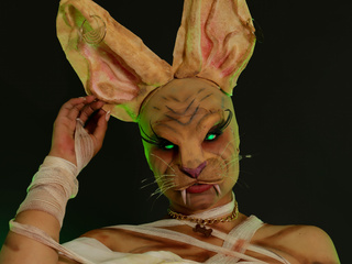 Give me your fears, and I turn them into pleasure