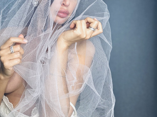 Guys, has anyone lost a bride? ❤️👀
