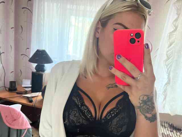 -Domina_live-