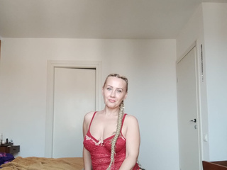 ME JUST IN PANTIES