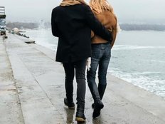 الصورة الرمزية لـMaskedLovers8