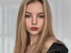1-Babyfox Erotik Cam Profil auf Sex-Cam.sex