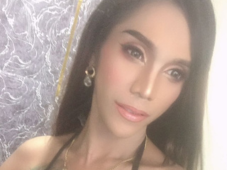 HOTTEST THALIA