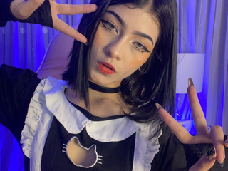 Something dirty? Sexy Maid is here