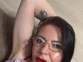 GirlBella