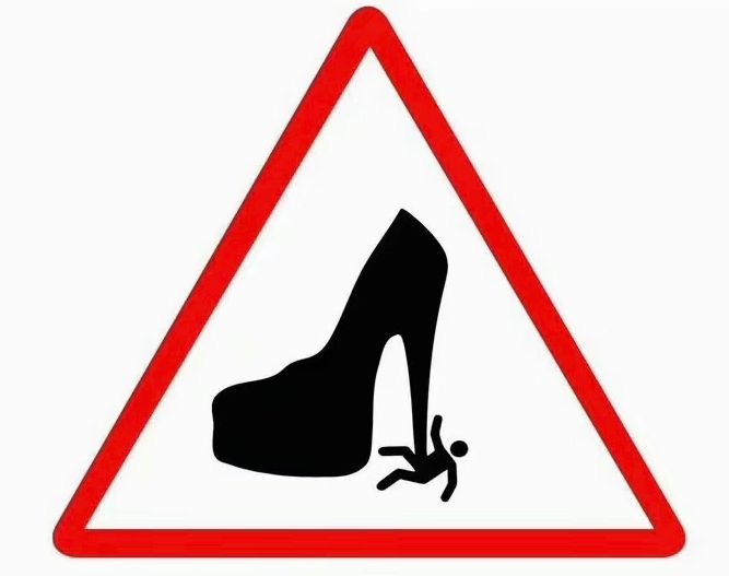 Lina69Femdom хуякс и ты под каблуком image: 1