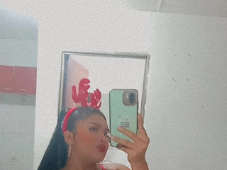 Morenita linda