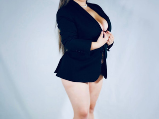 ELEGANT GIRL