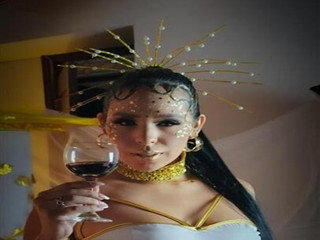 Let yourself be enchanted by this lustful goddess