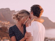 Hotbeby private show