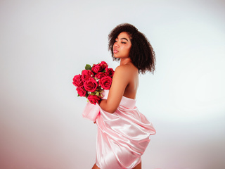 Kisha IN ROSES