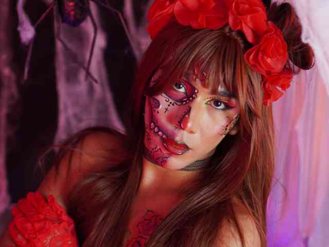 ScarlettHot5
