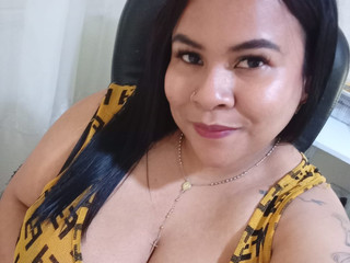 I am also sexy with clothes