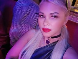 Mistress-Gwen