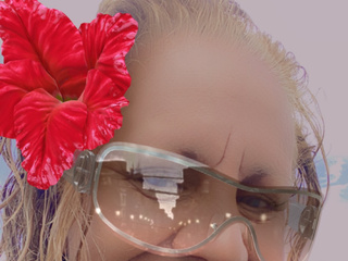 Beach bunny