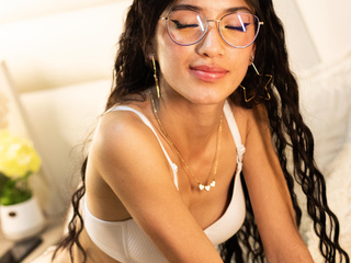 I need you to come and touch me darling