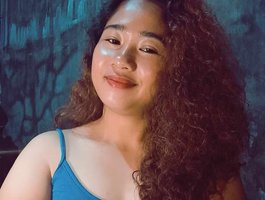curly-cute Live Chat on BongaCams