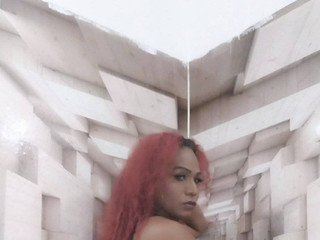 PAMELA SEXY