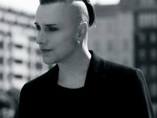 SkinnyGothWBigDick