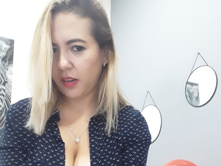 Blouse and short, good combination