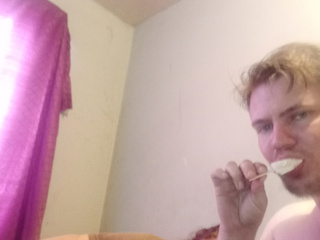 Jhonnyproducer is silly