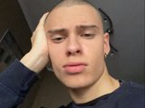 Men6992