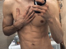 Chipik17 Live Webcam on BongaCams