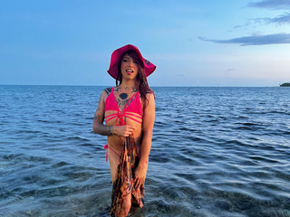 Beach girl 🏖️