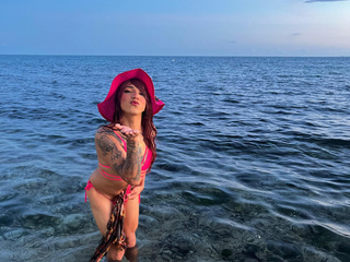 Little kisses for you 😘