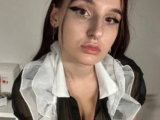 momorenaaa Live Webcam on BongaCams