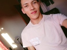 calioppe1 Live Webcam on BongaCams