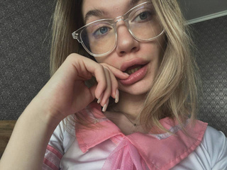 🙆‍♀️💁‍♀️schoolgirl