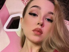 AliceDavidson Live Webcam on BongaCams