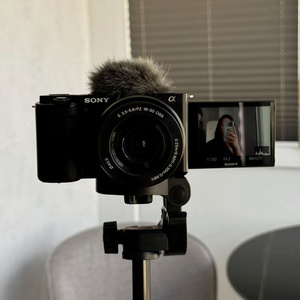 Sony ZV-E10