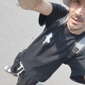 Ali9889