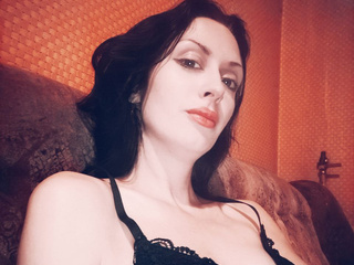 SlutLana 1