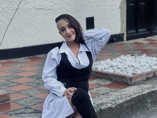 elegant hot 😈🖤