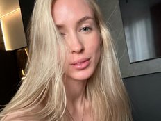 Lovely-Olivia Live Webcam on BongaCams