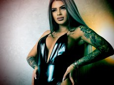 PerfectT33n — LIVE on BongaCams