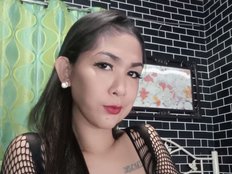 xMISSKINKYWILDx Live Webcam on BongaCams