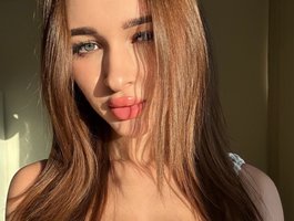 -Vivian-