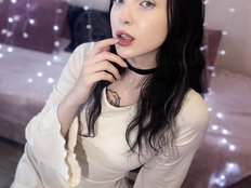 michelle-roze Live Webcam on BongaCams
