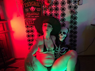 Witchy vibes